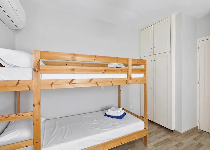 Eva Breeze By Ezoria Villa *